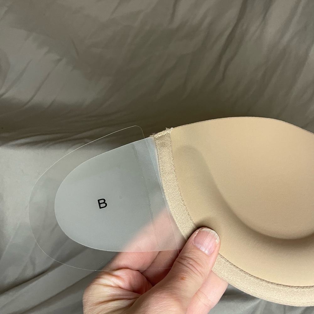 NEW Backless Strapless Reusable Bra - Picture 4 of 10